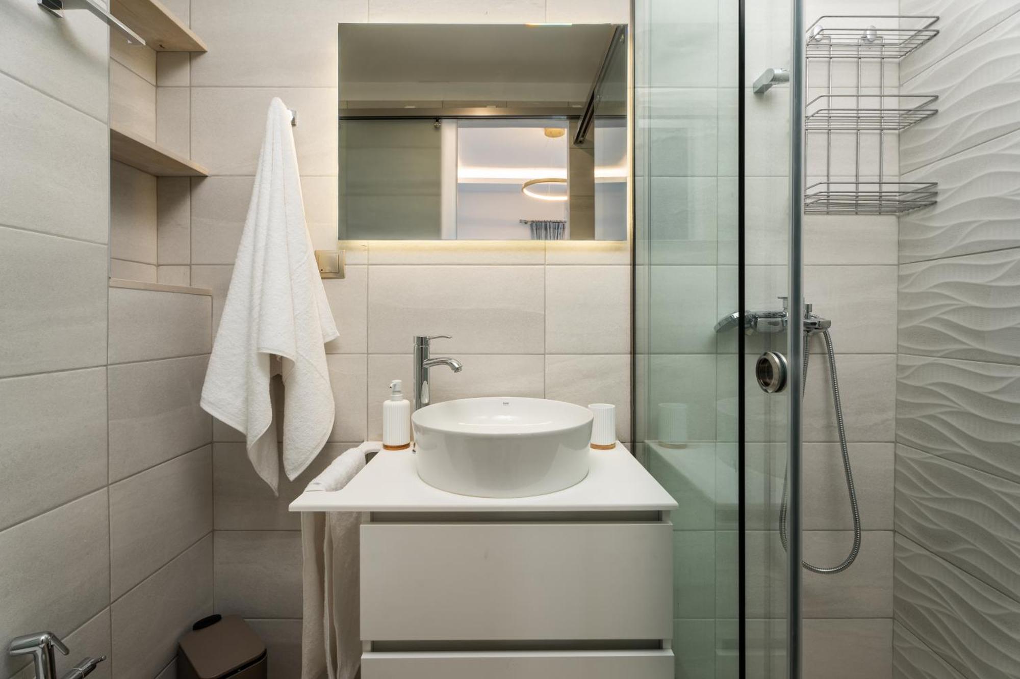 העיירה רתימנו Secret View Apartment, With Private Jacuzzi מראה חיצוני תמונה