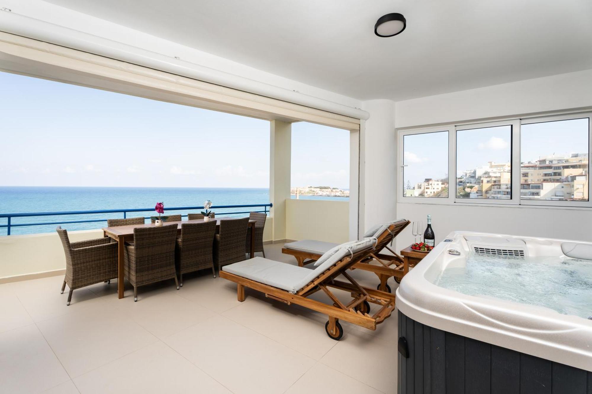 העיירה רתימנו Secret View Apartment, With Private Jacuzzi מראה חיצוני תמונה
